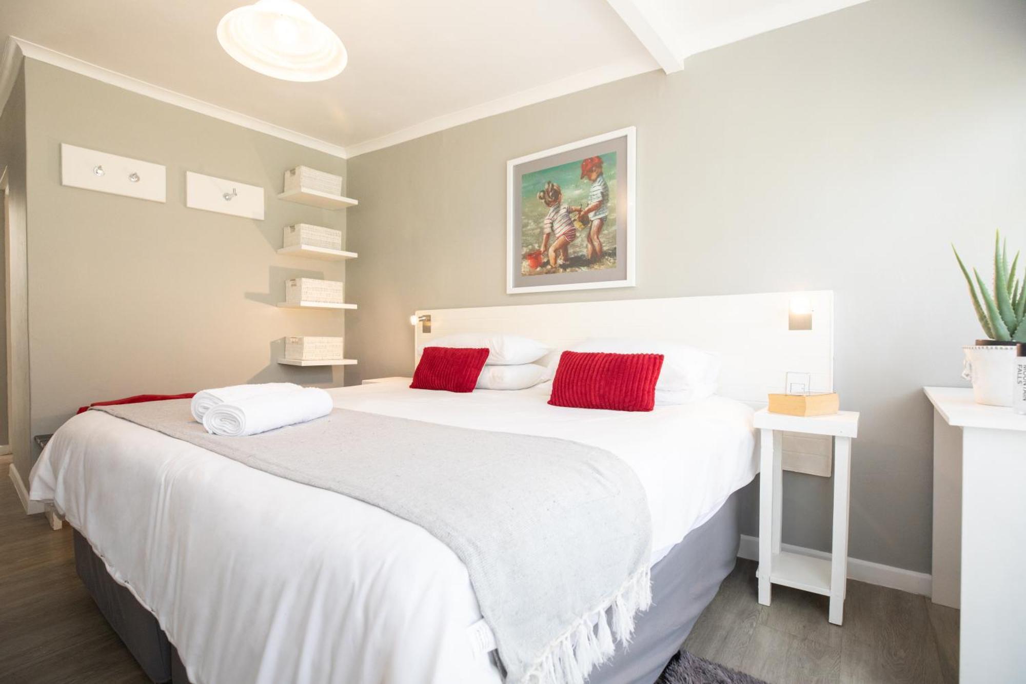 Отель Rouana Guest Farm Стелленбос Экстерьер фото